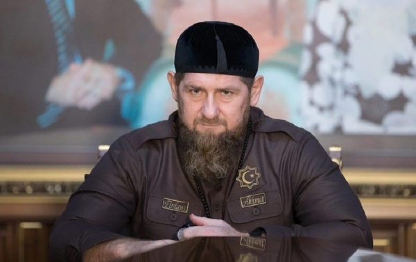 Двойной удар по самолету Баку &ndash; Грозный: на борт было оказано неоднократное внешнее воздействие