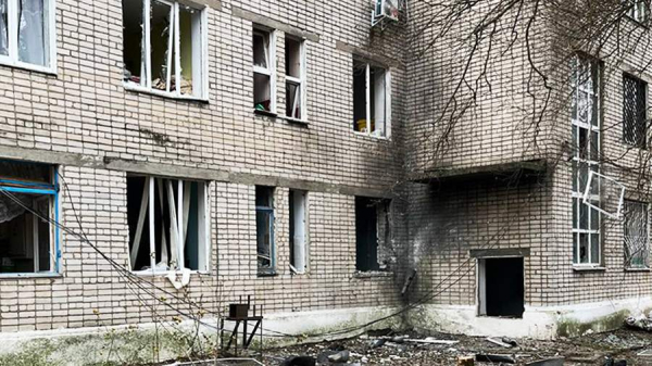 При ударе ВСУ по больнице в Херсонской области погиб заместитель главного врача
При ударе ВСУ по больнице в Херсонской области погиб заместитель главного врача