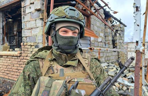Мирный житель пострадал в результате атаки украинского БПЛА на Горловку
Мирный житель пострадал в результате атаки украинского БПЛА на Горловку