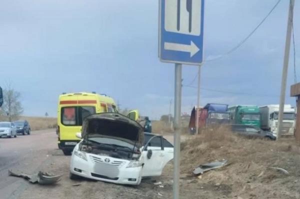 
        В Бурятии шесть человек пострадали в ДТП с двумя машинами    