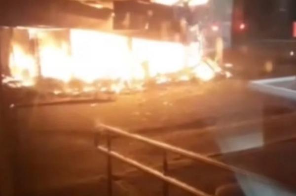 Балицкий: в Токмаке из-за атак дронов ВСУ загорелся рынок
Балицкий: в Токмаке из-за атак дронов ВСУ загорелся рынок