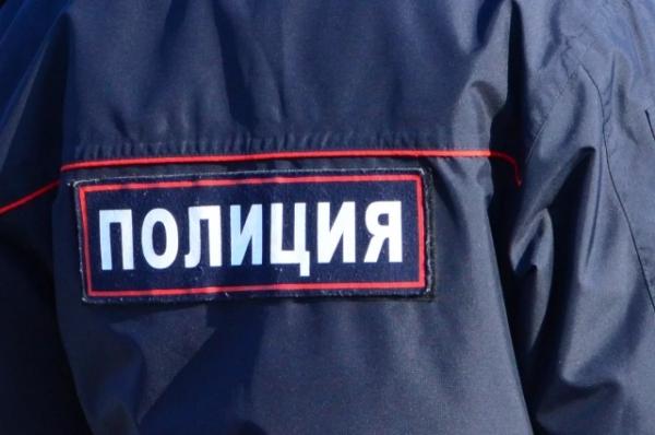 Во Владивостоке ищут водителя, который сбил 4-летнюю девочку и скрылся
Во Владивостоке ищут водителя, который сбил 4-летнюю девочку и скрылся