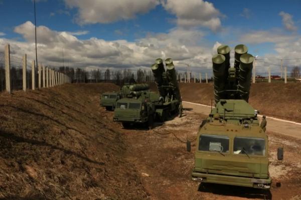 
        Слюсарь: под Ростовом в ходе отражения атаки с воздуха ликвидирован БПЛА    
