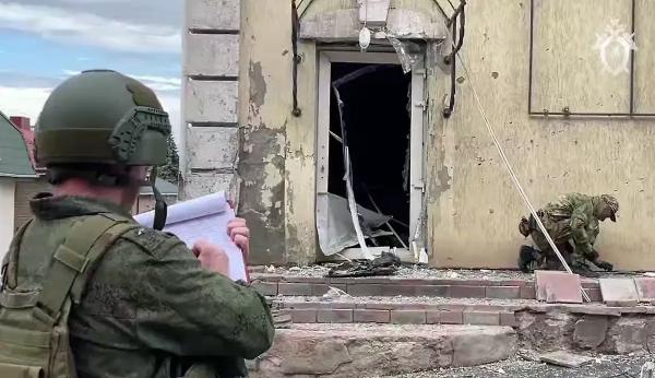Стремление к халяве и связи с сектой: Что известно о женщине, взорвавшей здание в Луганске Стремление к халяве и связи с сектой: Что известно о женщине, взорвавшей здание в Луганске