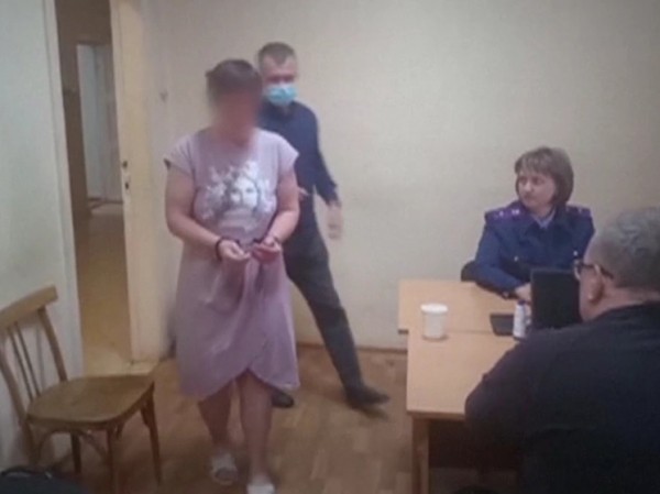 Полицейские нашли тело 8-месячного ребенка с пробитой головой: мама сообщала о пропаже &laquo;заплетающимся языком&raquo;