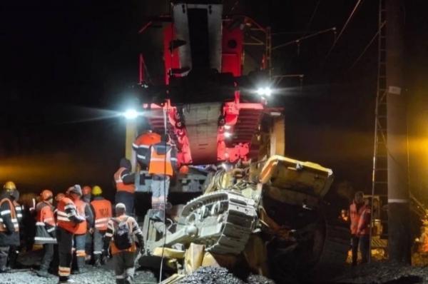 В Приамурье при сходе с рельсов подвижного состава погибли два человека
В Приамурье при сходе с рельсов подвижного состава погибли два человека