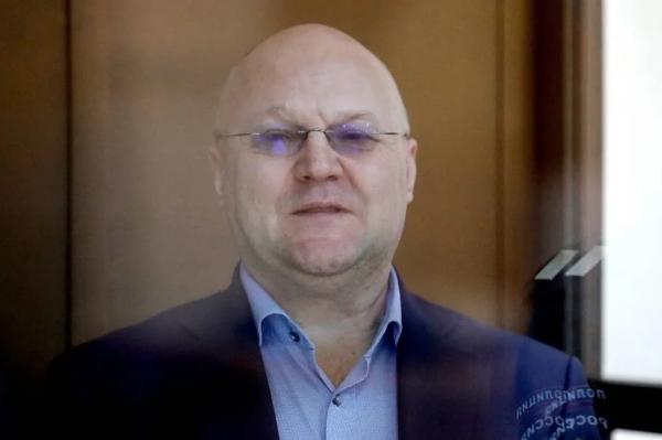 Экс-главу московского СК, осужденного по делу Шакро Молодого, выпустили из колонии