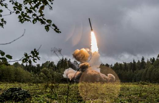 
                    Российская армия ударила по обеспечивающим ВПК Украины объектам энергетики

        