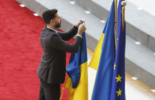 Лидеры ЕС продлили на полгода все санкции против России
Лидеры ЕС продлили на полгода все санкции против России
