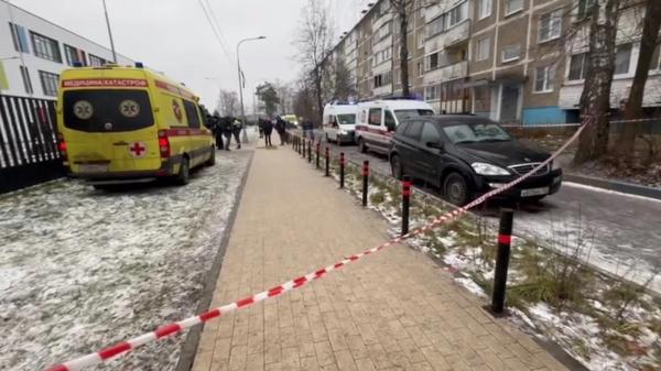 СК взял на контроль дело о нападении на школу в Горках-2 СК взял на контроль дело о нападении на школу в Горках-2