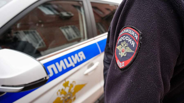 
                    В ЛНР при исполнении служебного долга погибли сотрудники МВД

        