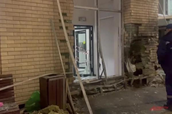 Части СВУ для убийства Кириллова привезли из Польши в виде стройматериалов
Части СВУ для убийства Кириллова привезли из Польши в виде стройматериалов