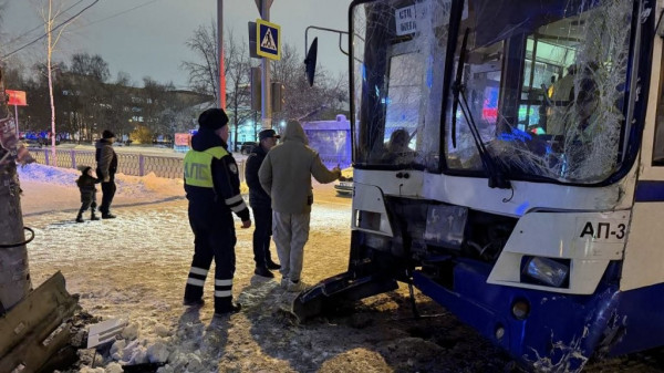 Инсульт у водителя автобуса случился прямо во время рейса, пострадали пассажиры Инсульт у водителя автобуса случился прямо во время рейса, пострадали пассажиры