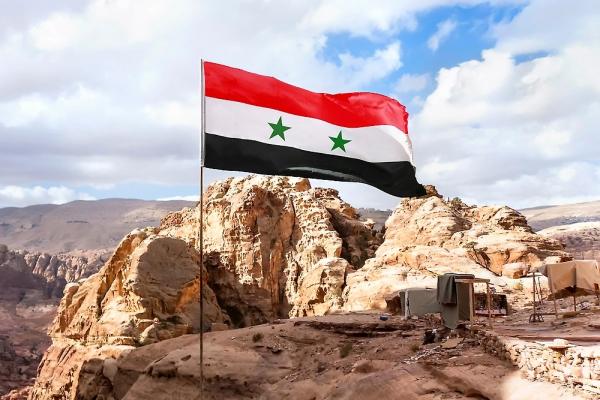 Сирийская армия объявила районы Алеппо военной зоной и ввела блокаду 


