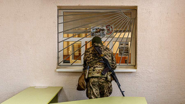 
                    В Харькове сотрудник ТЦК убил дезертировавшего офицера ВСУ

        