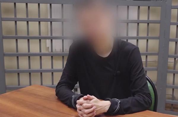 «Выбор был — убить»: Появилось видео допроса 18-летнего челябинца с бомбой для теракта «Выбор был — убить»: Появилось видео допроса 18-летнего челябинца с бомбой для теракта