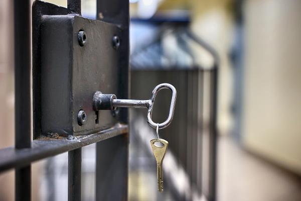 Волгоградского журналиста Кошелева арестовали до 23 мая по делу о вымогательстве Волгоградского журналиста Кошелева арестовали до 23 мая по делу о вымогательстве