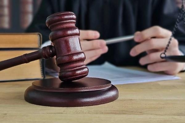 Куда наручники одевать? Россиянина без рук и ноги повторно отправили за решётку Куда наручники одевать? Россиянина без рук и ноги повторно отправили за решётку
