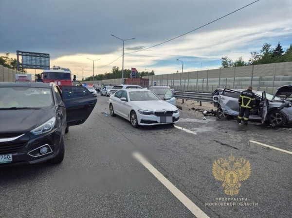 Один человек погиб в массовом ДТП в Подмосковье