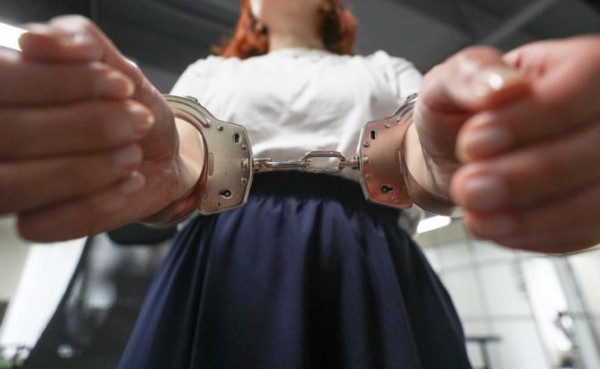 Стало известно, какой срок получила мать, прятавшая тело пятилетней дочери в диване в Челябинске Стало известно, какой срок получила мать, прятавшая тело пятилетней дочери в диване в Челябинске