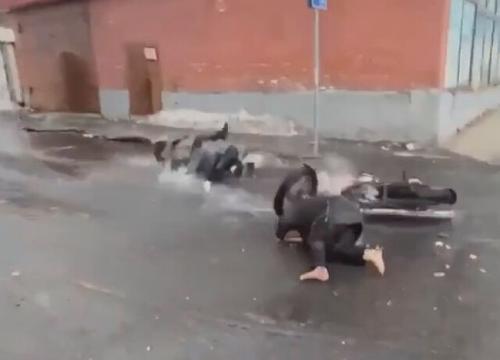 В Норильске несовершеннолетний водитель, уходя от погони ДПС, сбил женщину