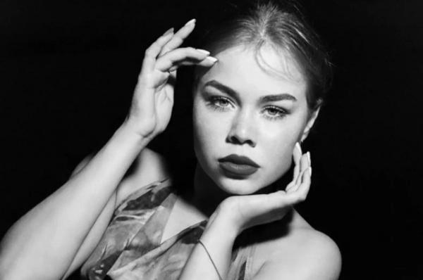 
        Сестра рассказала о последнем смс от умершей в 27 лет гимнастки Прончевой    
