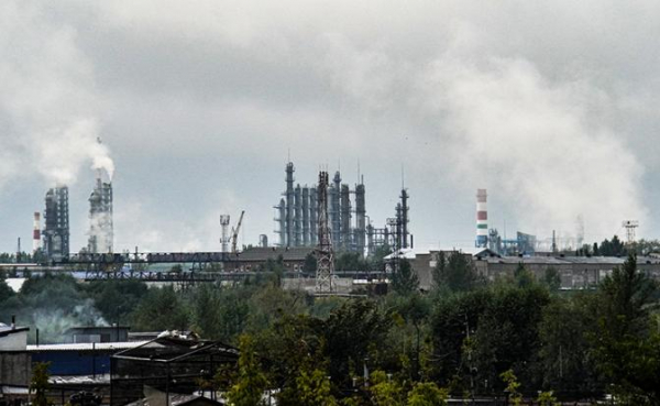 На НПЗ в Омске нашли снаряд: в городе борются с последствиями атаки дронов На НПЗ в Омске нашли снаряд: в городе борются с последствиями атаки дронов