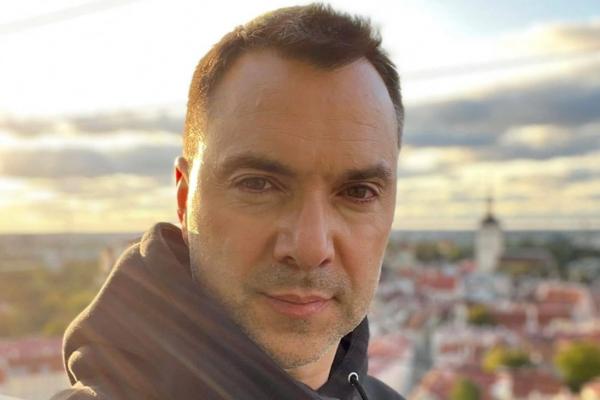 Суд в Москве заочно осудил Арестовича* на 11 лет по делу о призывах к терроризму